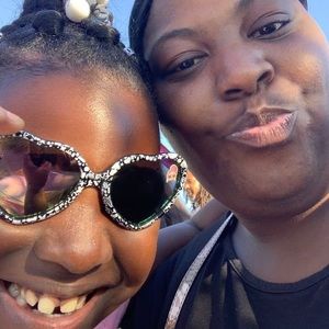 Meet your Posher, Diamond